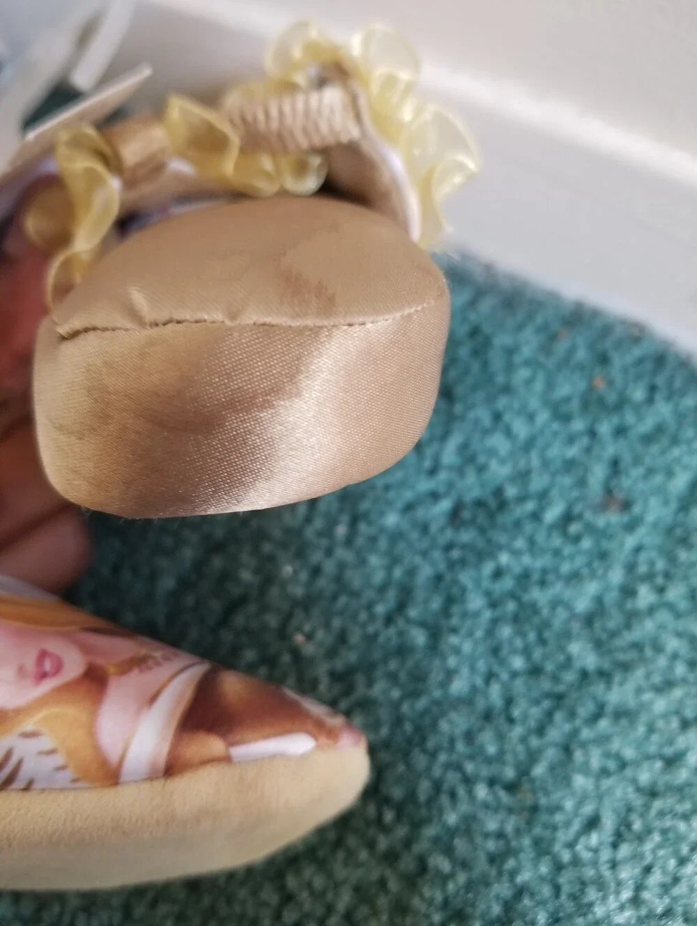Disney Slippers Size 7/8 Toddler - Review Pics Before Purchase - Best To Bundle